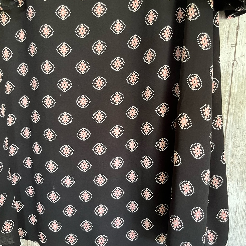Loft Paisley Flutter Sleeve Blouse - Picture 3 of 6